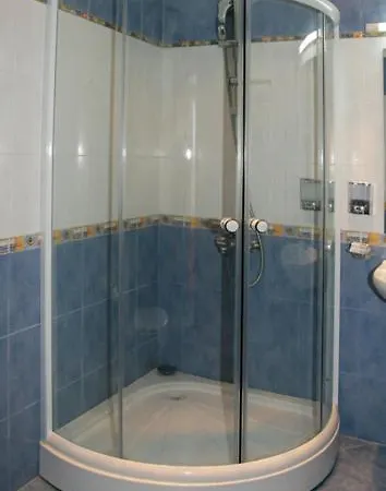 Veleka 2*